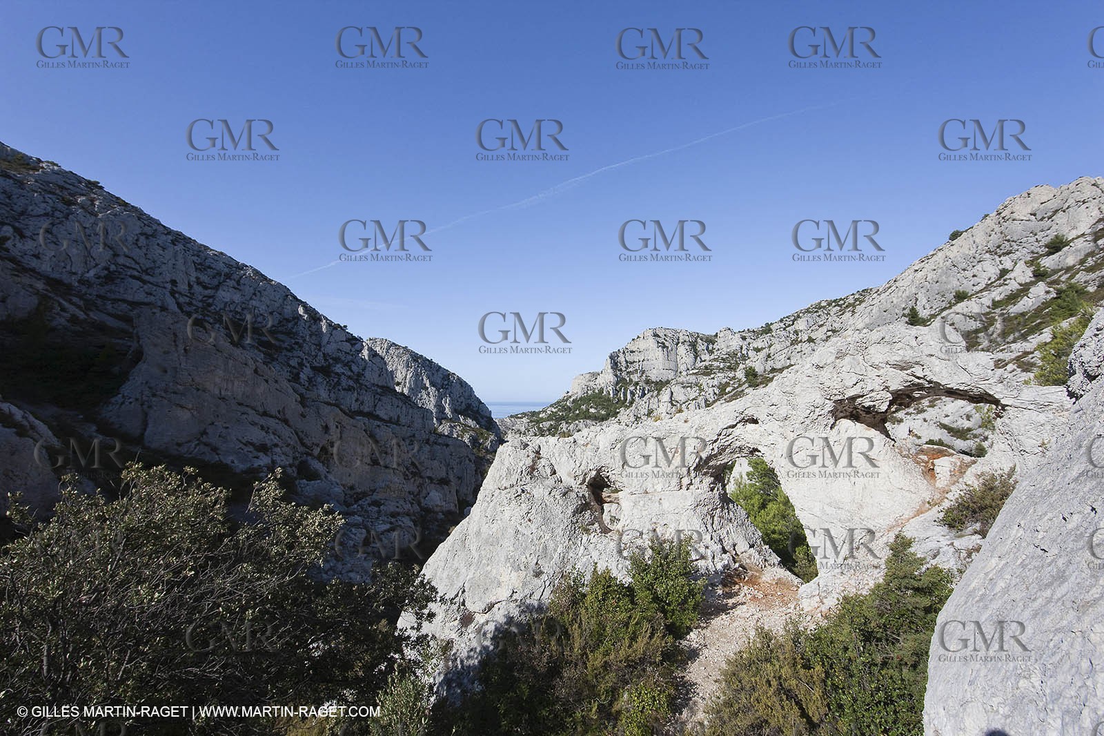 07 09 2009 - Marseille (FRA, 13) - Les Calanques - Massif de Marseilleveyre - les 3 arches