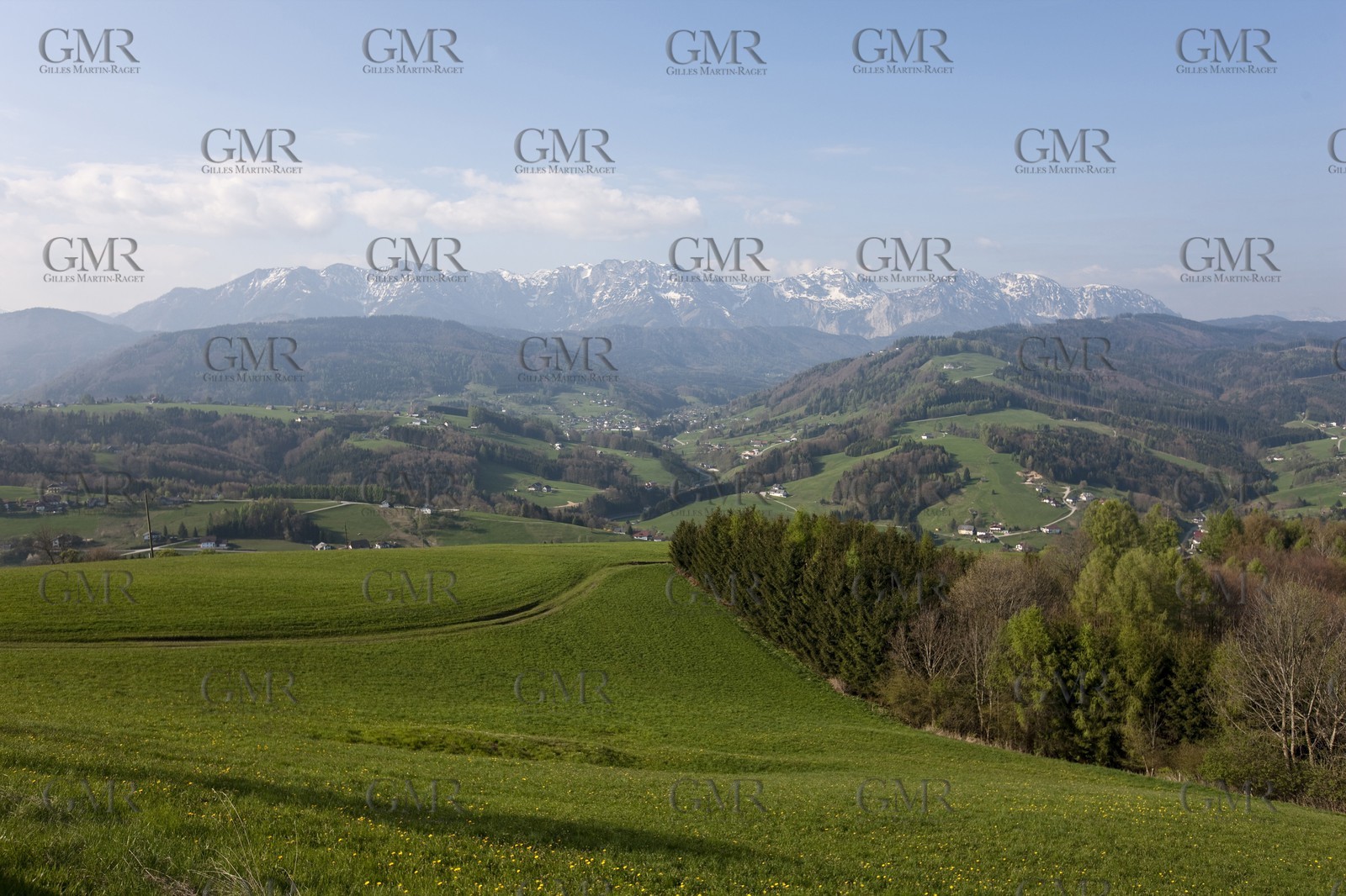 27 04 2010 - Gmunden (Lake Traunsee, Austria) - RC44 World Championship 2010 - BMW ORACLE Racing - Training