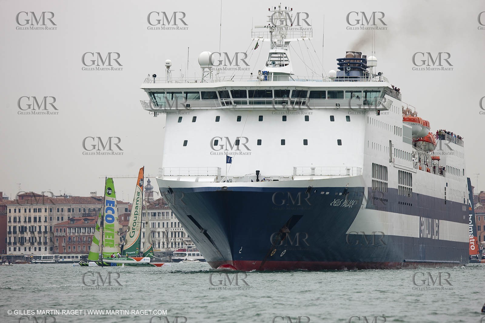 14505 2009 - Venezia (ITA) -  BMW ORACLE Racing - Ishares Cup -Day 1