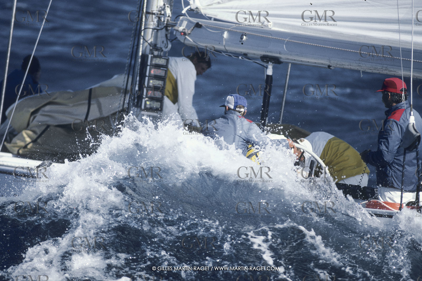 Yacht racing, Breakages, accidents,