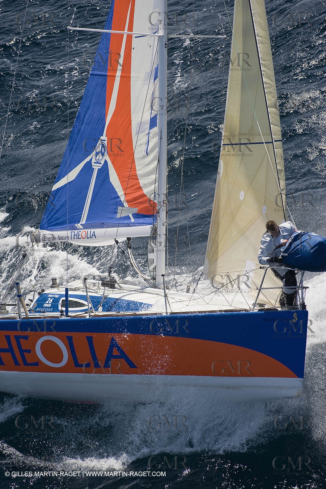 06-26-2007 - FIGARO II - THEOLIA - Skipper : Robert Nagy - Training off Marseille (south France) with strong wind conditions