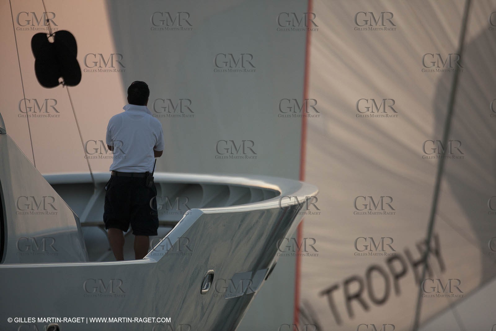 25 11 2010 - Dubai (UAE) - Dubai Louis Vuitton Trophy -  BMW ORACLE Racing - Fleet races