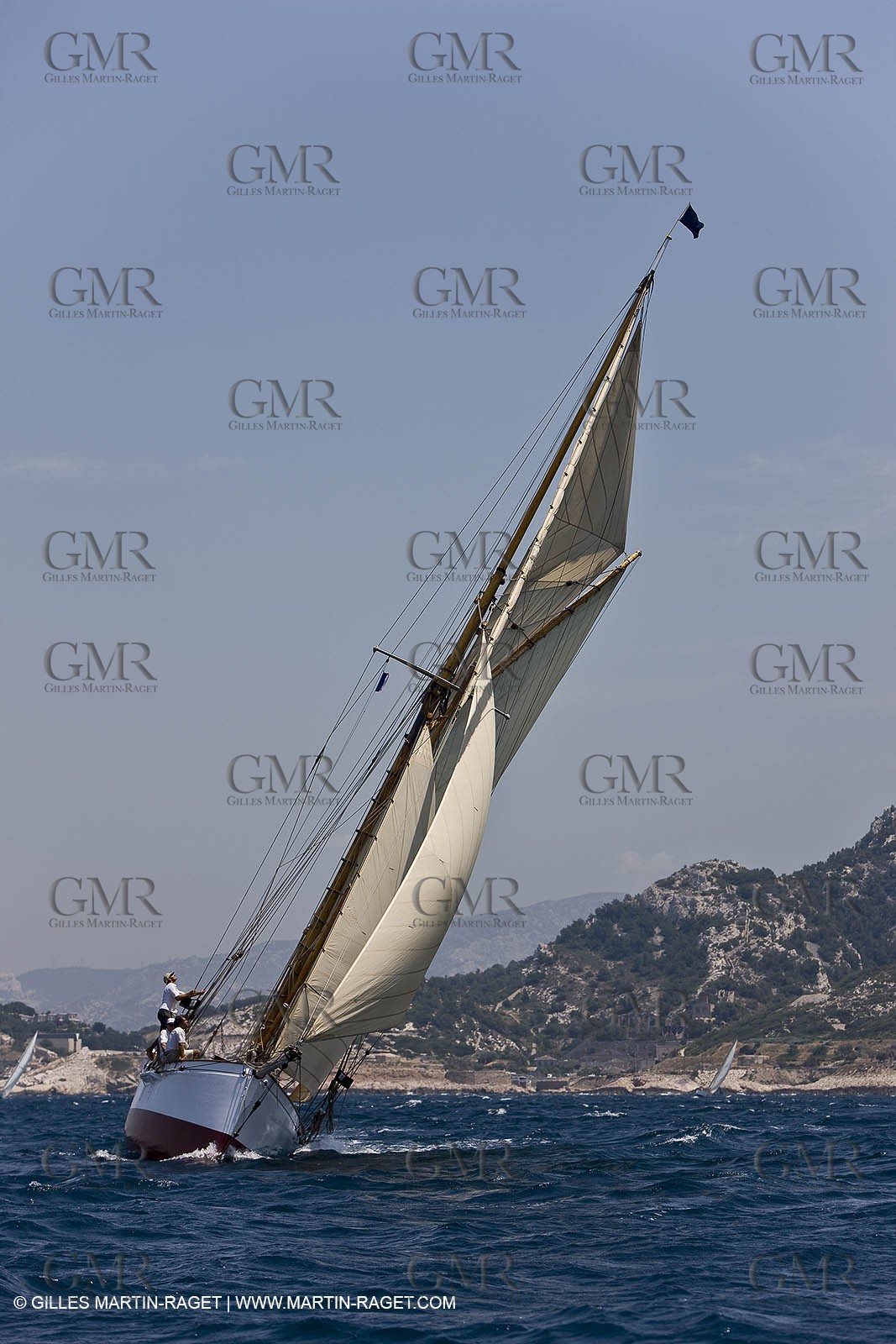 Sailing, Classic yachts, Voiles Vieux Port 2009, Marseille (FRA)