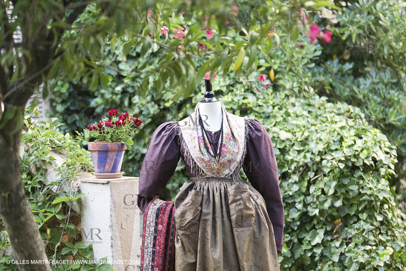 06 07 2012, Toulon (FRA,83), Villa Rozemaine, Exposition Robes de Mode