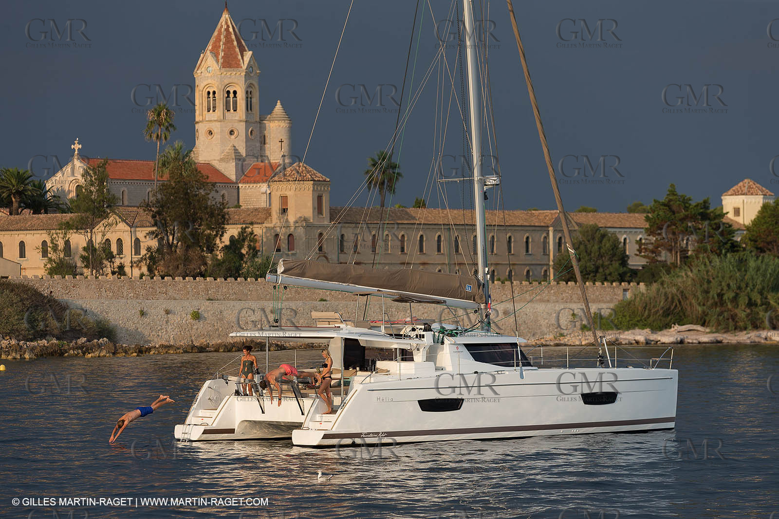 12 09 2016, Cannes (FRA,06), Chantier Fountaine-Pajot, Helia 44