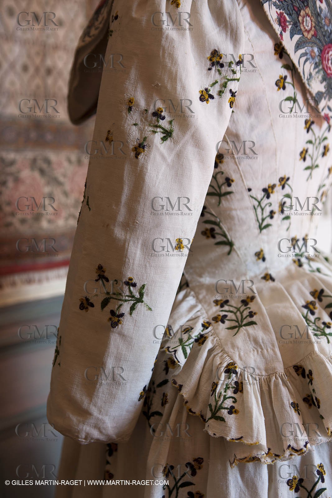 30 06 2011 - Toulon (FRA,83) - Villa Rosemaine - Indiennes sublimes exhibition