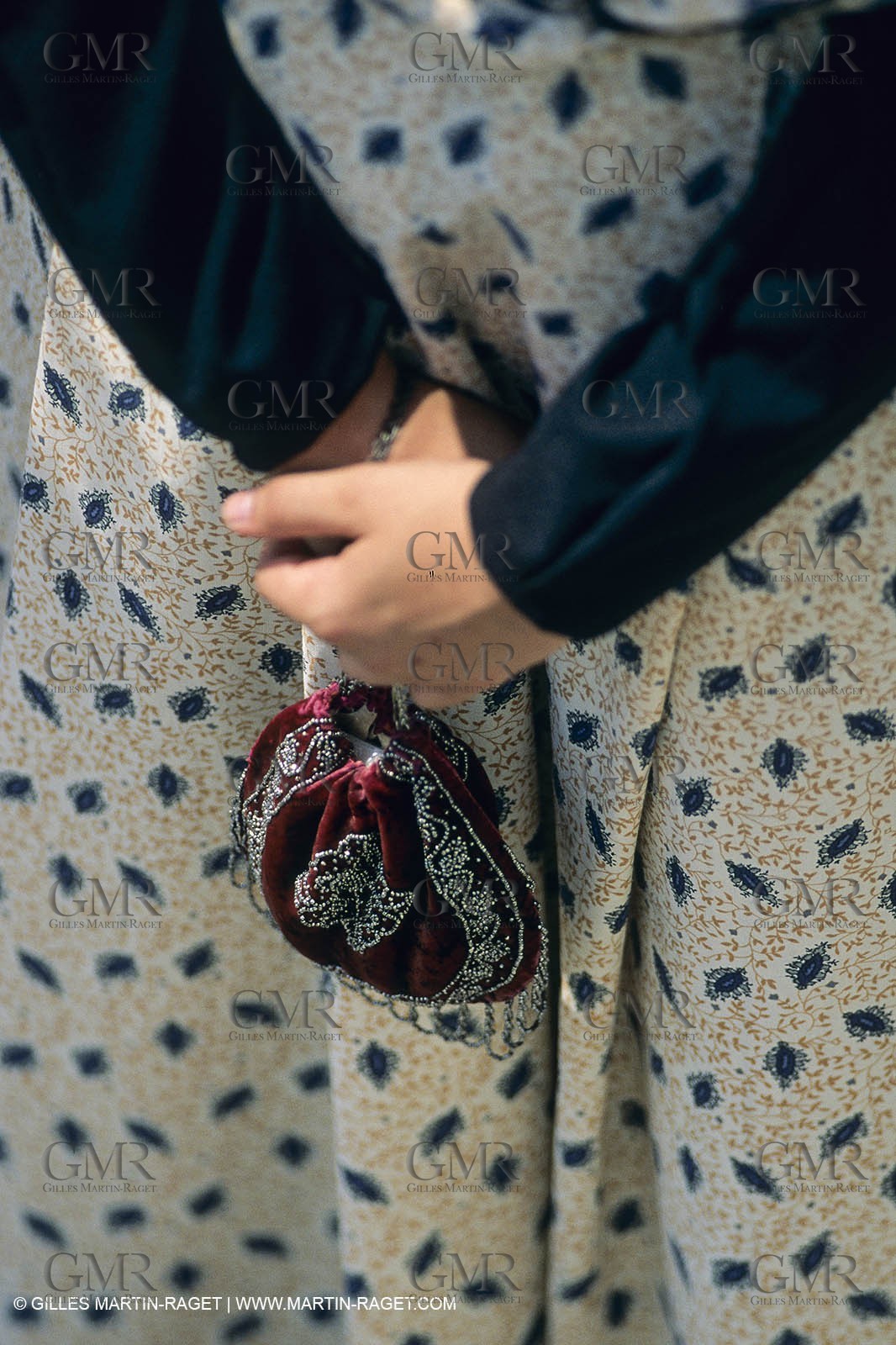 Arles (FRA,13) - Costume from Arles Fest