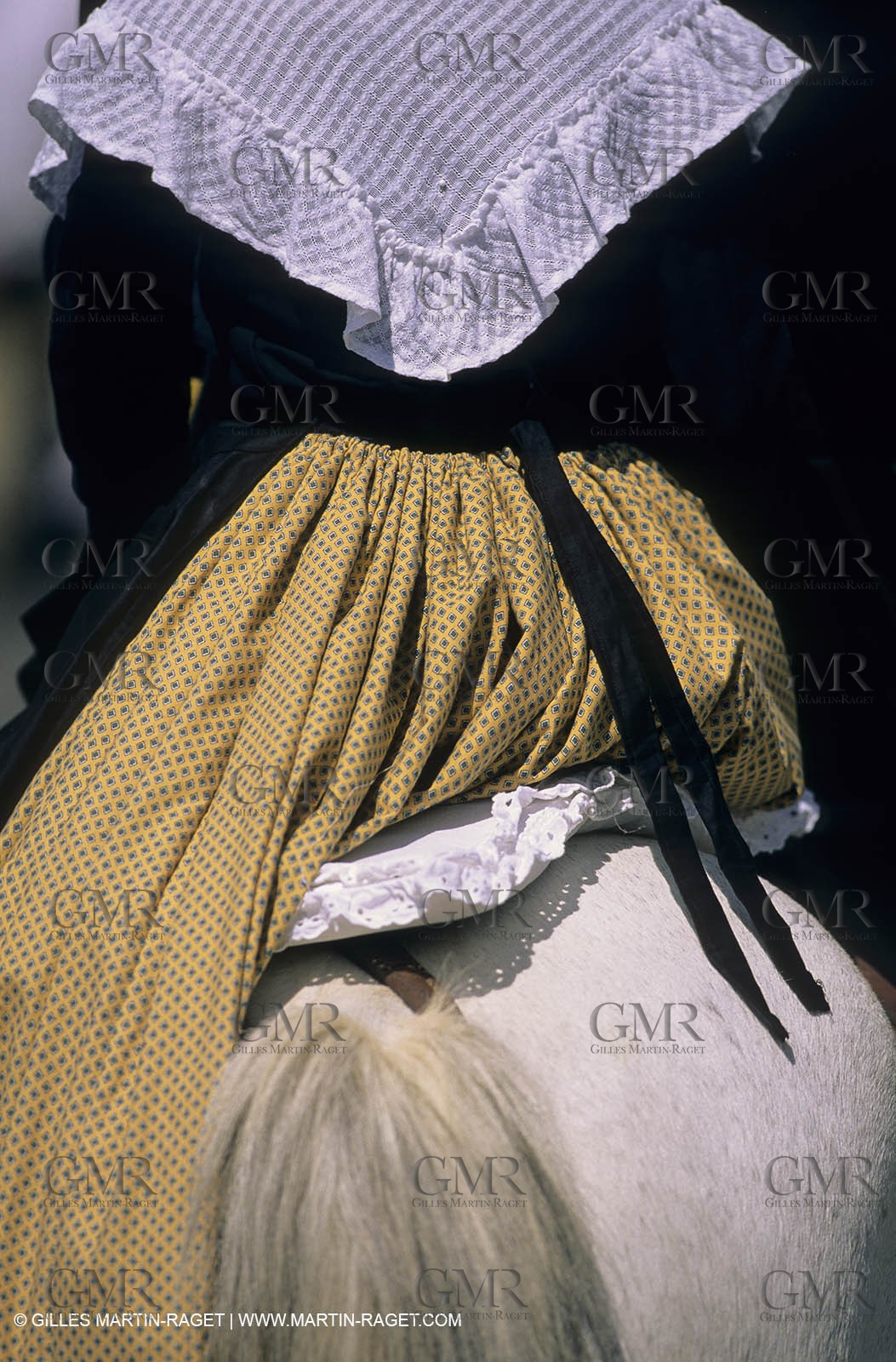 Arles (FRA,13) - Costume from Arles Fest