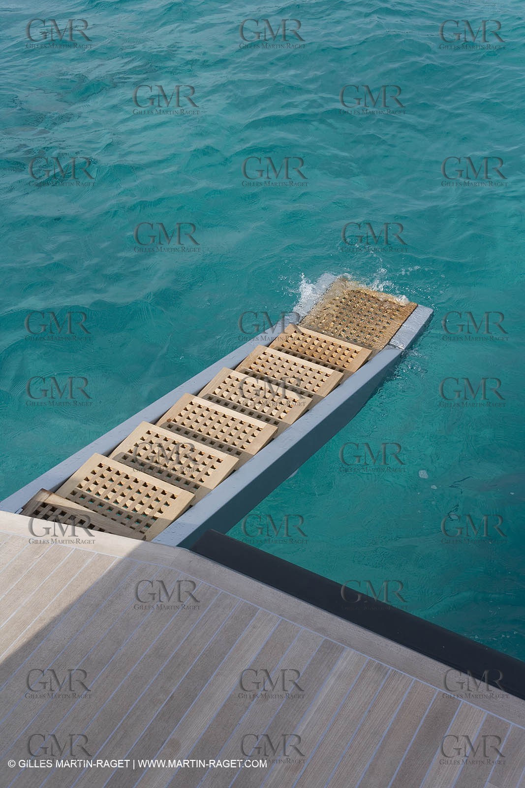 29 09 2007 - St Jean Cap Ferrat - Wally Yachts - Wally Power 70 - Lau Lau