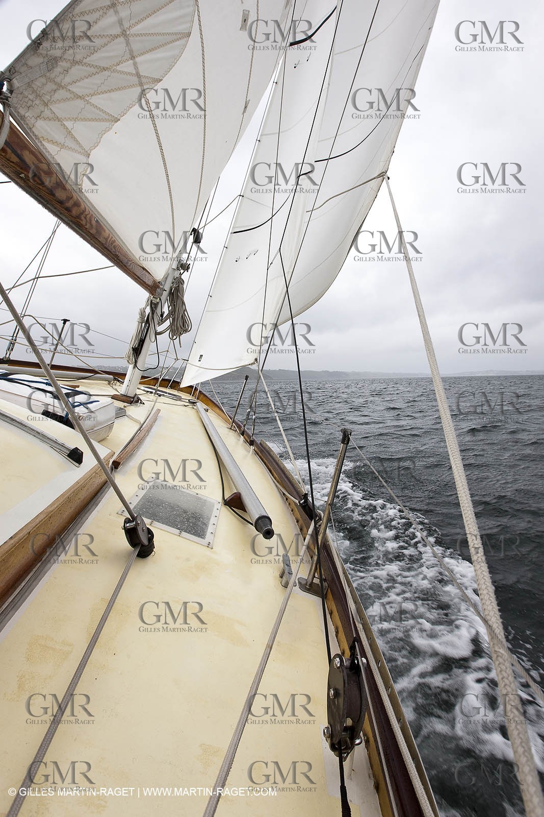 19 05 2010 -  Lanveoc Poulmic (FRA,29) - French Navy School Grand Prix - Pen Duick II