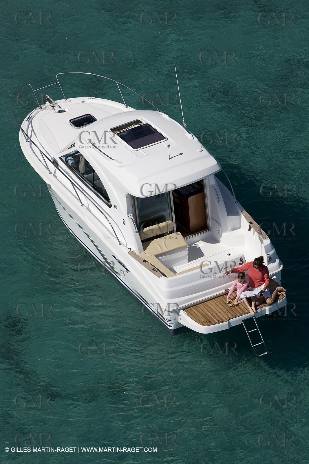 15 04 2008 - Porquerolles (Fra, 83) - Beneteau - Antares 8