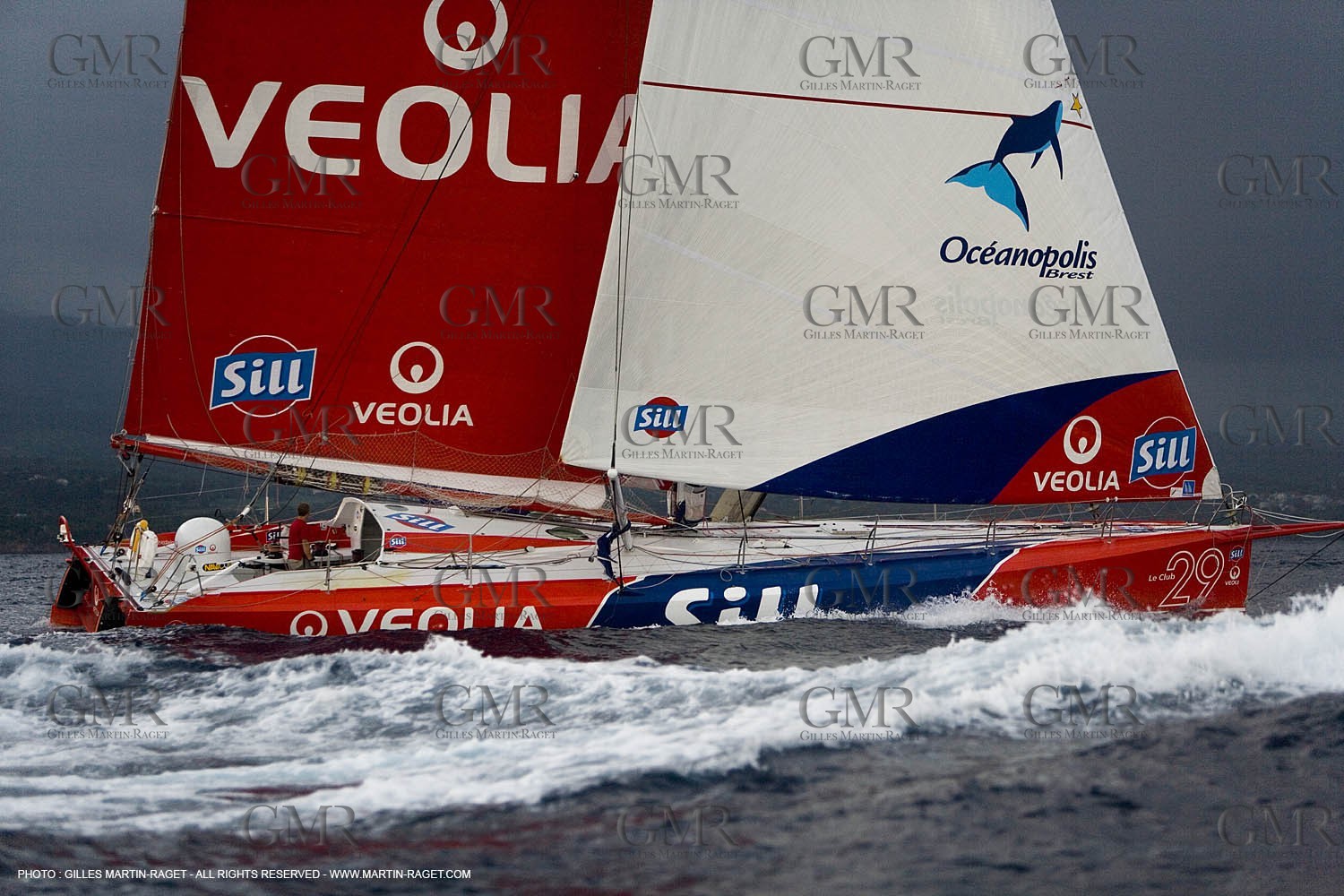 06 11 2006 - Pointe à Pitre Guadelupe (FRA) - Route du Rhum 2006 arrival Roland Jourdain - Sill Veolia