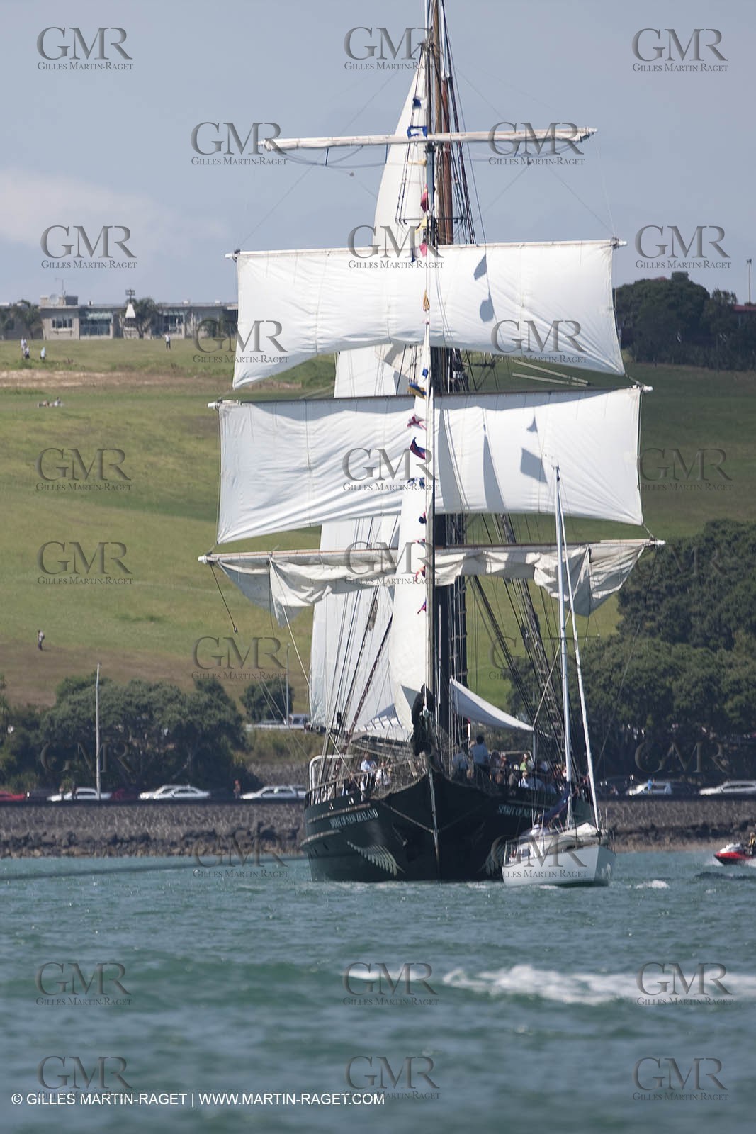 21 01 2009 - Auckland (NZL) -  Louis Vuitton Pacific Series - BMW ORACLE Racing - Training