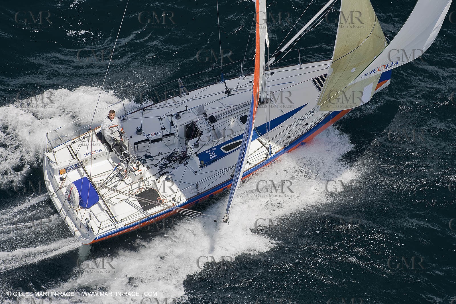 06-26-2007 - FIGARO II - THEOLIA - Skipper : Robert Nagy - Training off Marseille (south France) with strong wind conditions