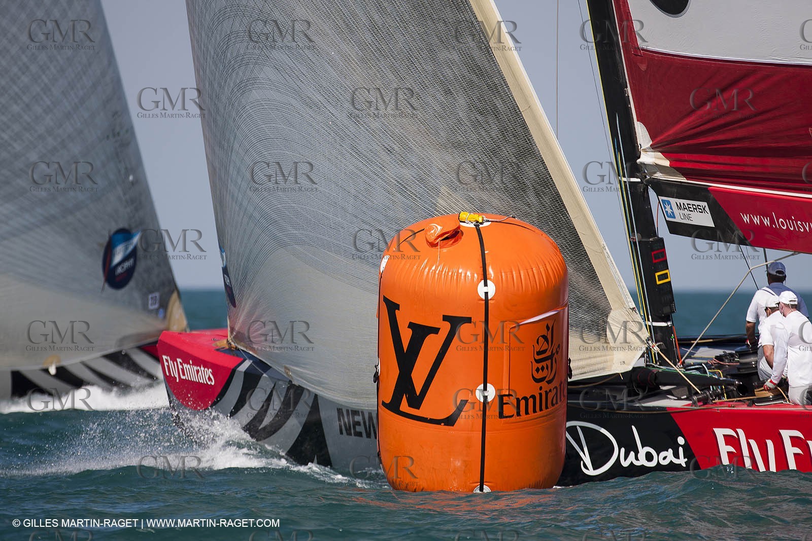 19 11 2010 - Dubai (UAE) - Dubai Louis Vuitton Trophy - Round 2 -  BMW ORACLE Racing Vs Synergy