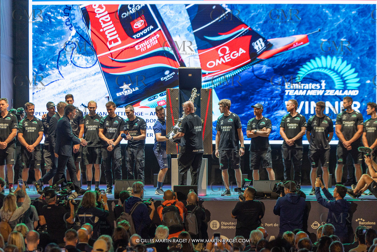 19 10 2024, Barcelona (ESP), Louis Vuitton 37th America's Cup, Final Match, Race Day 6 , Prizegiving