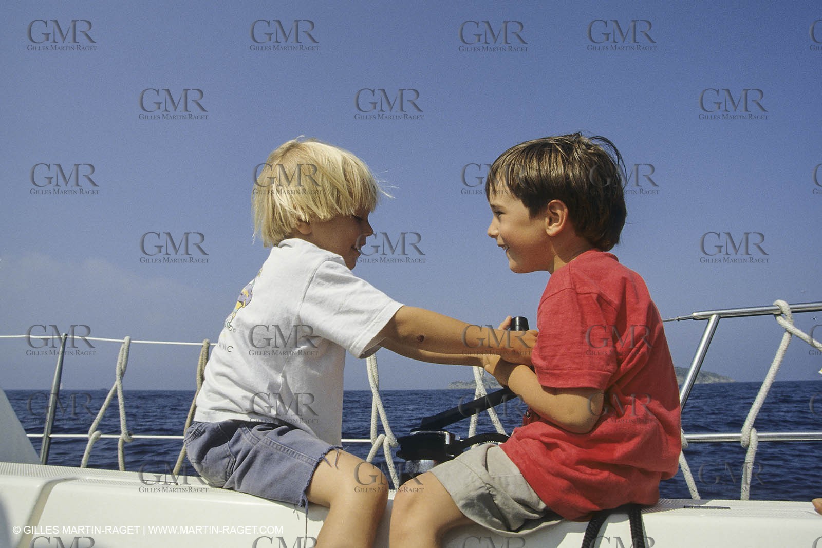 Sailing, cruising, people, children