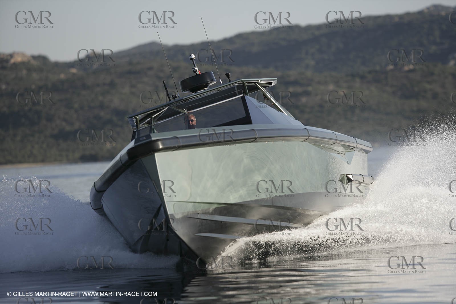 16 07 2007 - Portisco (Italie, Sardaigne) - Wally Power 47, 2007 version