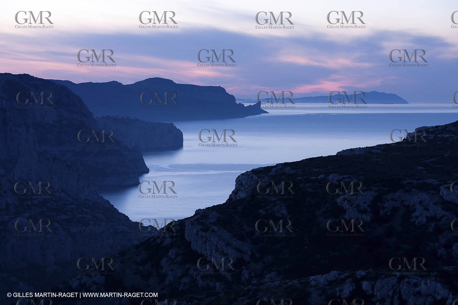 04 04 2009 - Marseille (FRA, 13) - Les Calanques vues depuis le sommet du Baou rond (Hauteurs Sormiou)