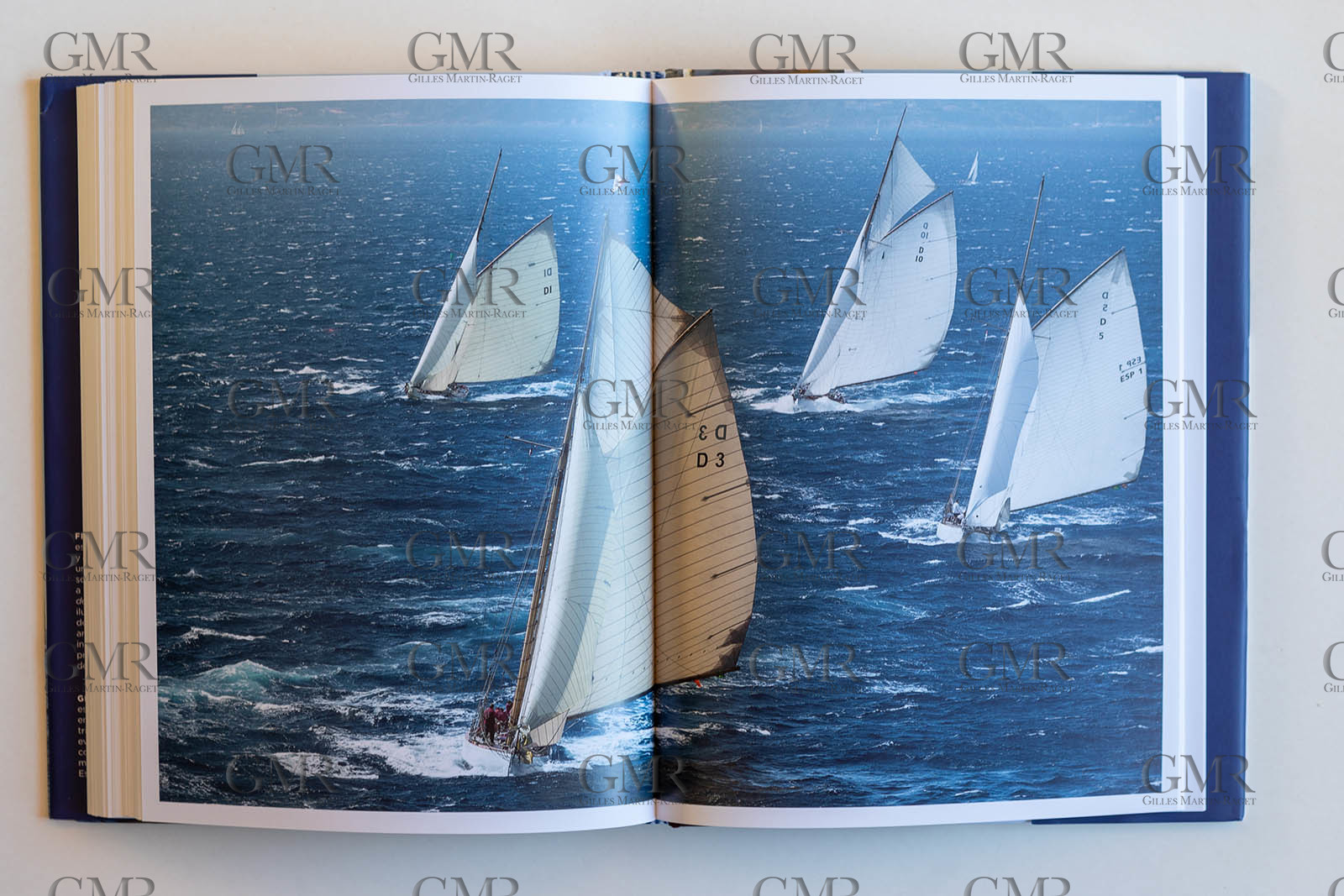 Marseille, 31 01 2023, Veleros de Leyenda, François Chevalier, photographies de Gilles Martin-Raget, Blume (version en langue espagnole de Voiliers de Rêve,  Le Chêne