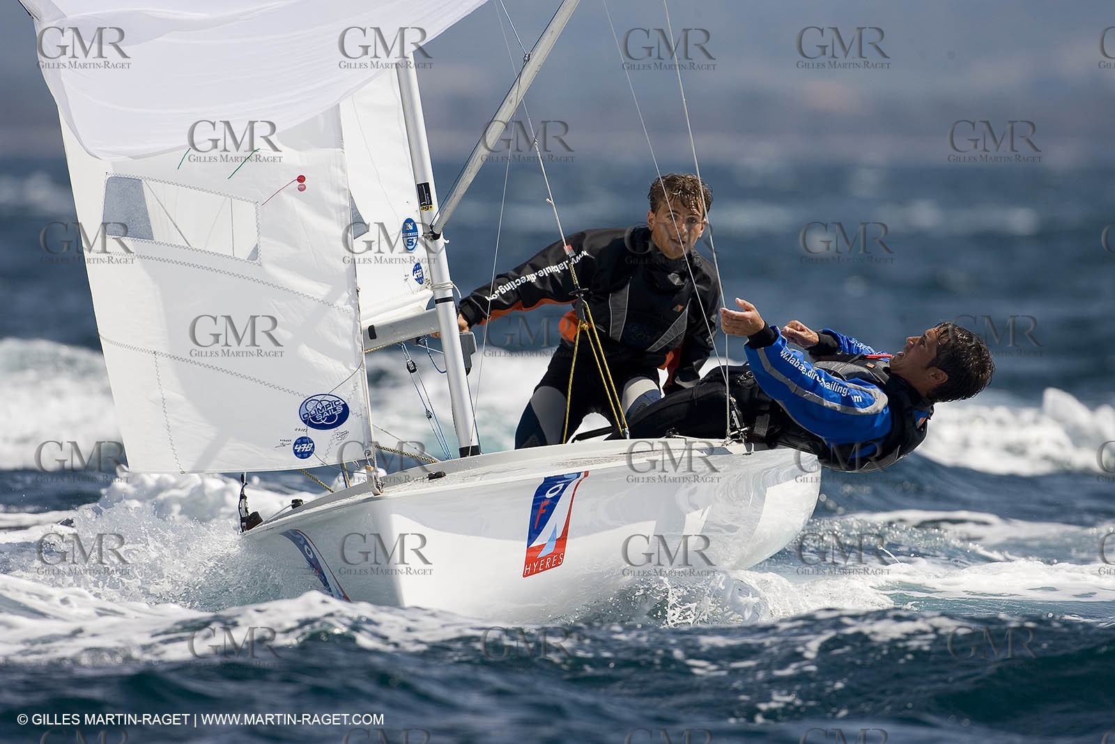 27 04 2007 - Semaine Olympique Française 2007 - Hyères - Jour 6 - Medal Race - Team France - 470 Homme - Leboucher-Garos