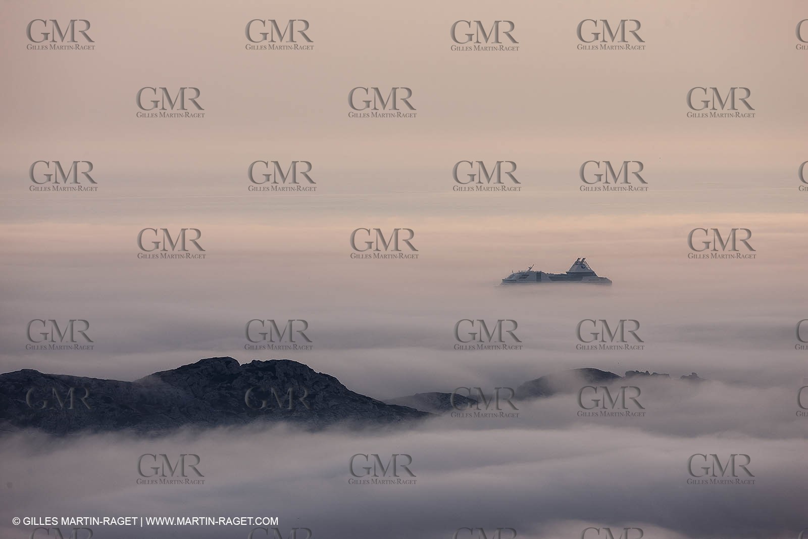 18 07 2012 -Marseille (FRA ) - The Calanques - Unusual foggy conditions