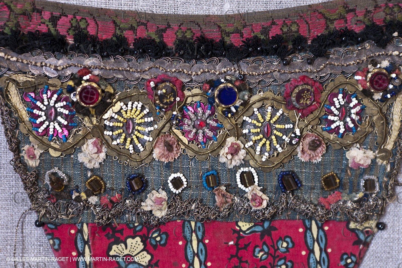 30 06 2011 - Toulon (FRA,83) - Villa Rosemaine - Exposition Indiennes sublimes