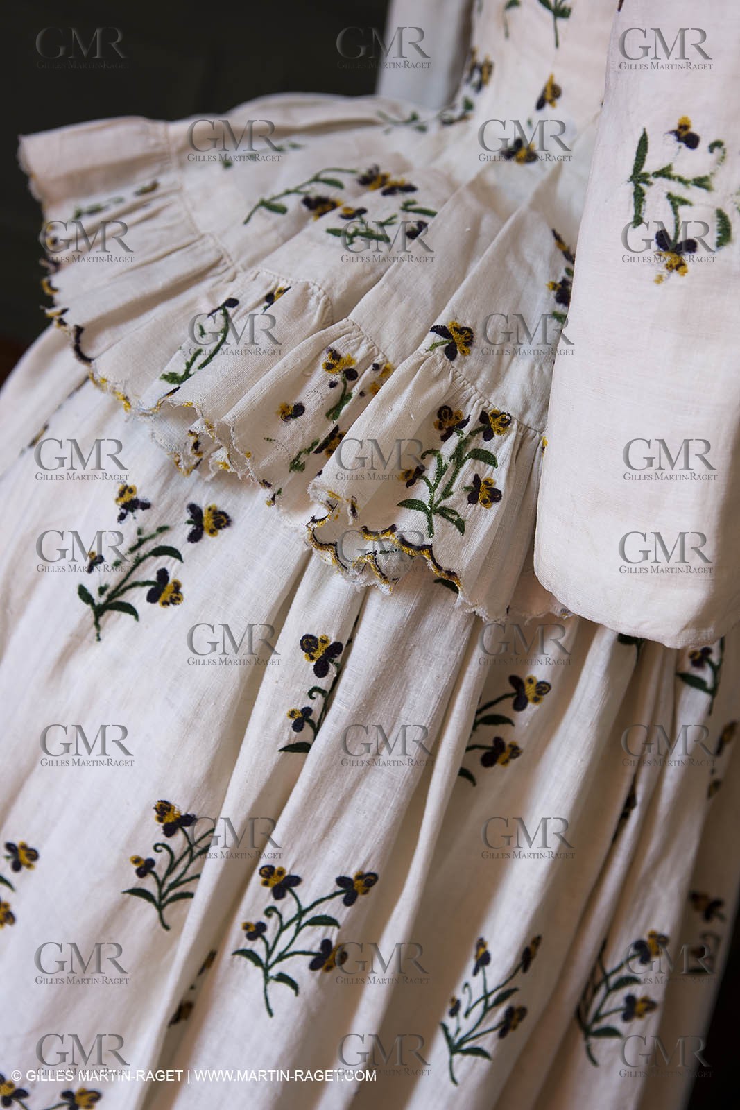 30 06 2011 - Toulon (FRA,83) - Villa Rosemaine - Indiennes sublimes exhibition