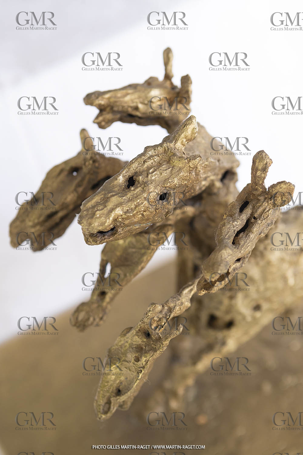 12 02 2020, Marseille (FRA,13), Oeuvre de Germaine Richier, Le Cheval à six têtes, petit 1955 ou 1956, Bronze naturel nettoyé, Numéroté Epreuve d'artiste, fondeur : L. Thinot, Paris, 35,5 x 38 x 18 cm, Collection particulière