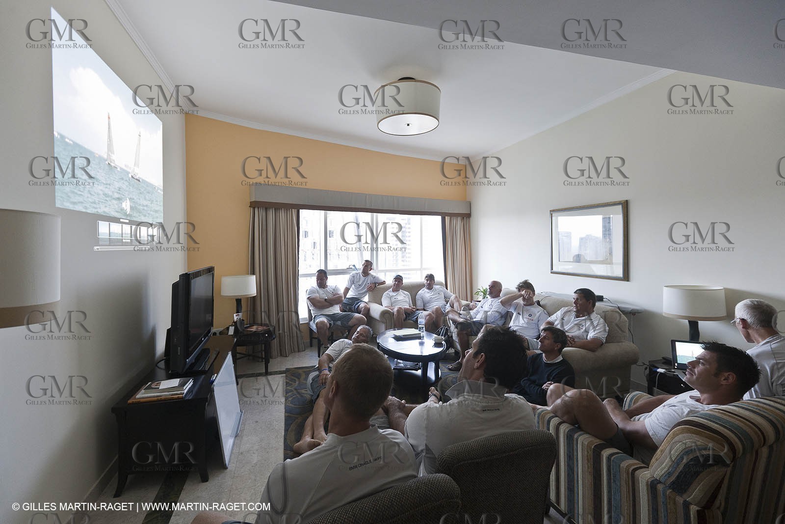 16 11 2010 - Dubai (UAE) - Dubai Louis Vuitton Trophy -  BMW ORACLE Racing - Pre race meeting