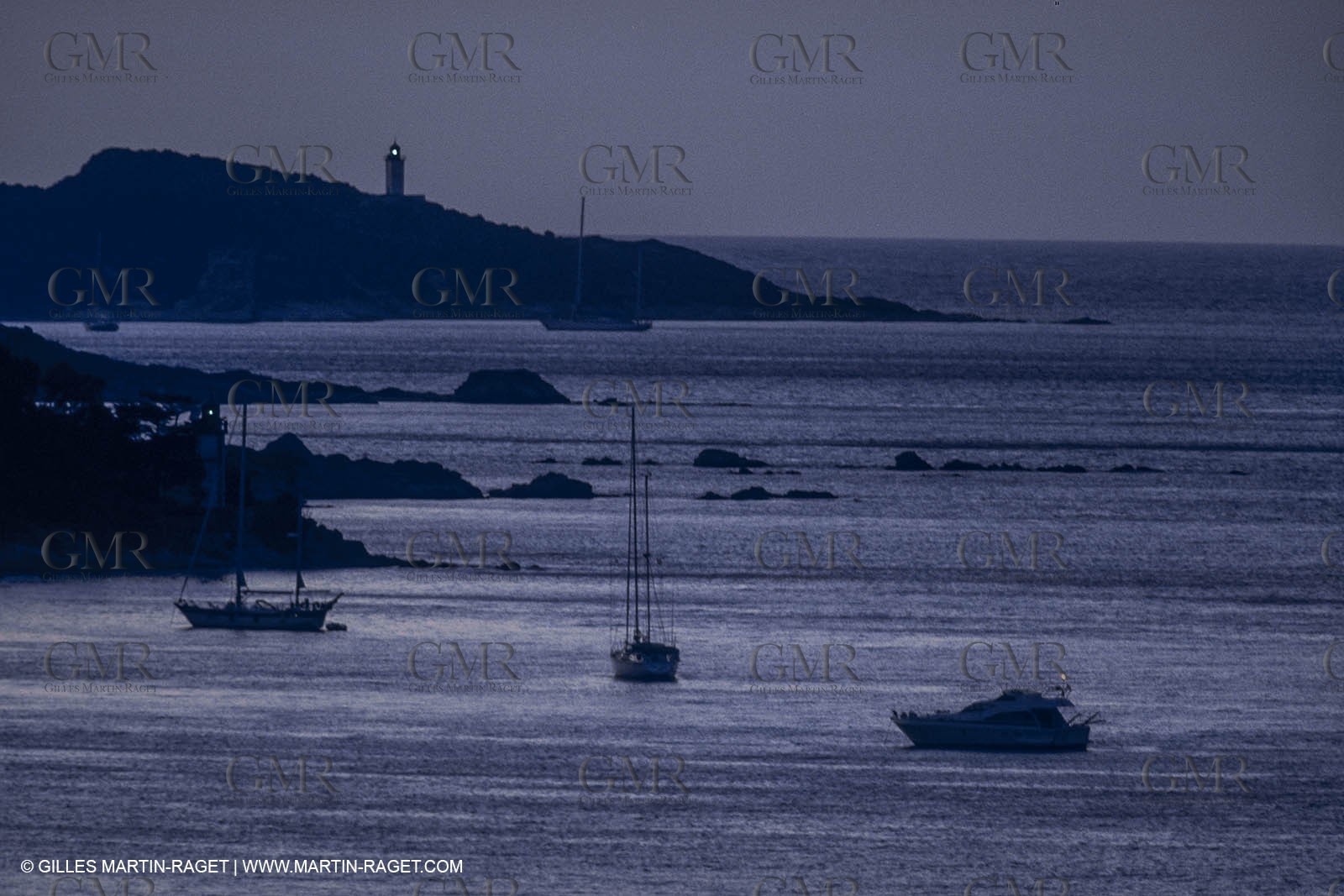 Sail, cruising, monohulls at the mooring