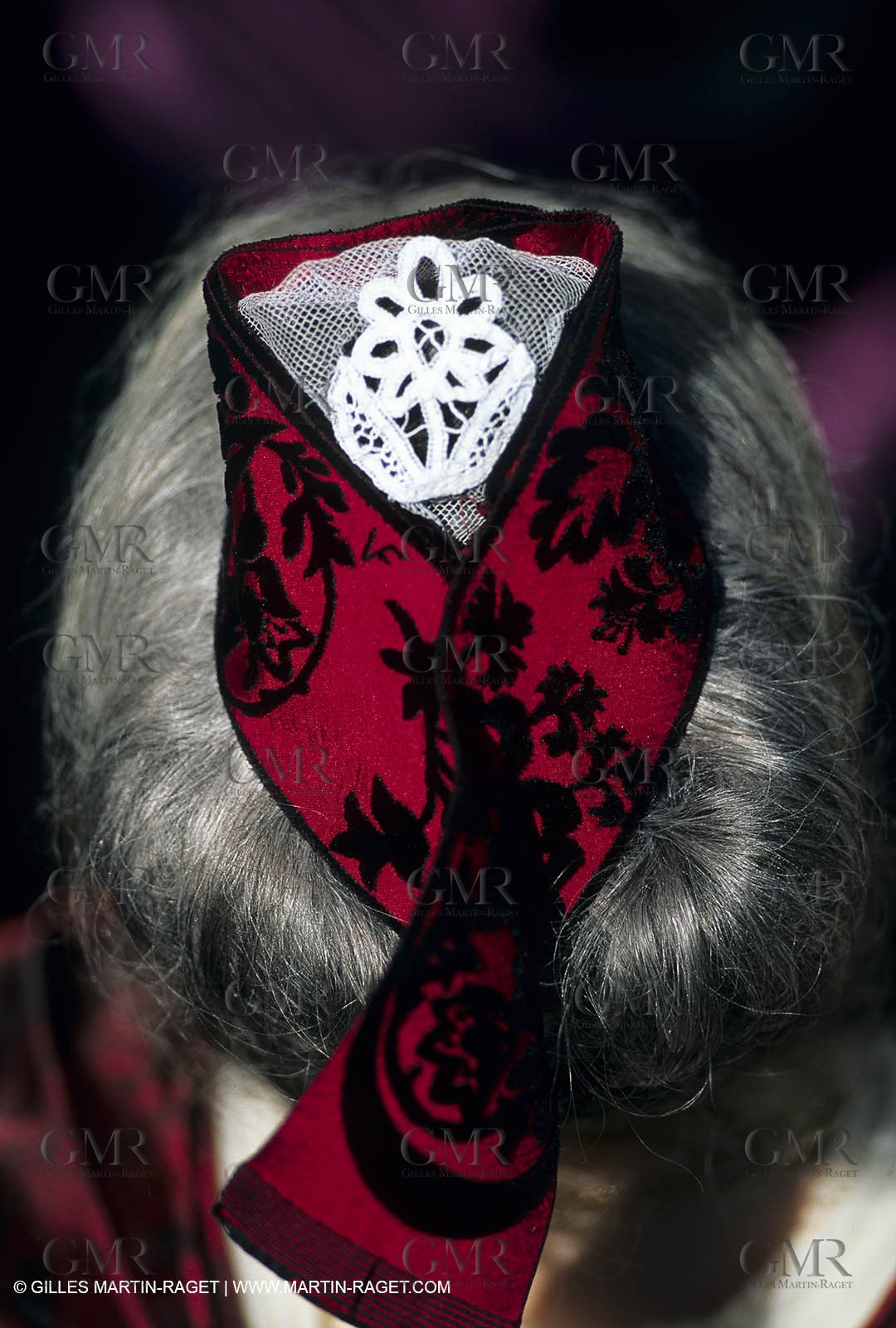 Arles (FRA,13) - Costume from Arles Fest