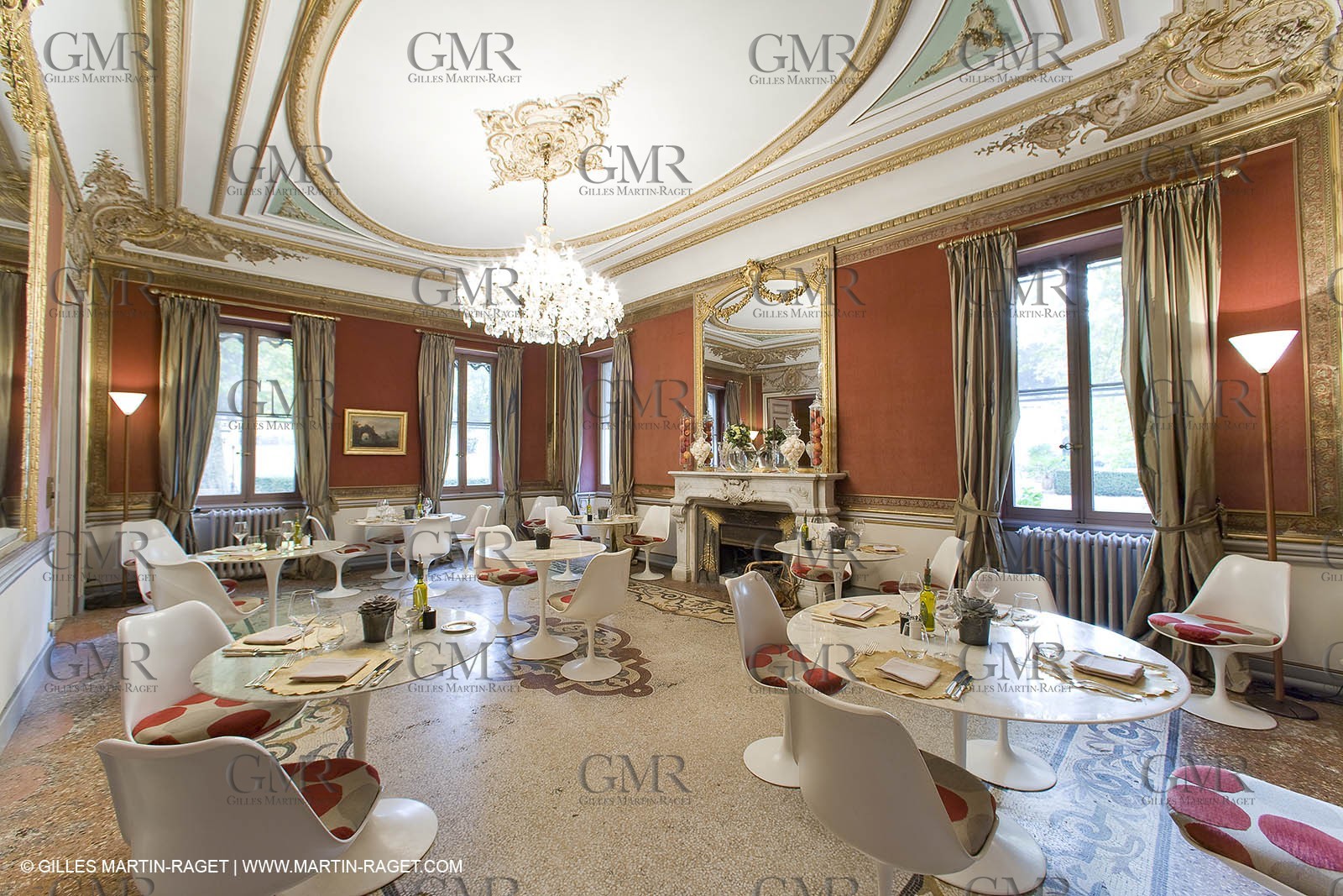 28 10 2007 - St Rémy de Provence (FRA,13) - Chateau des Alpilles