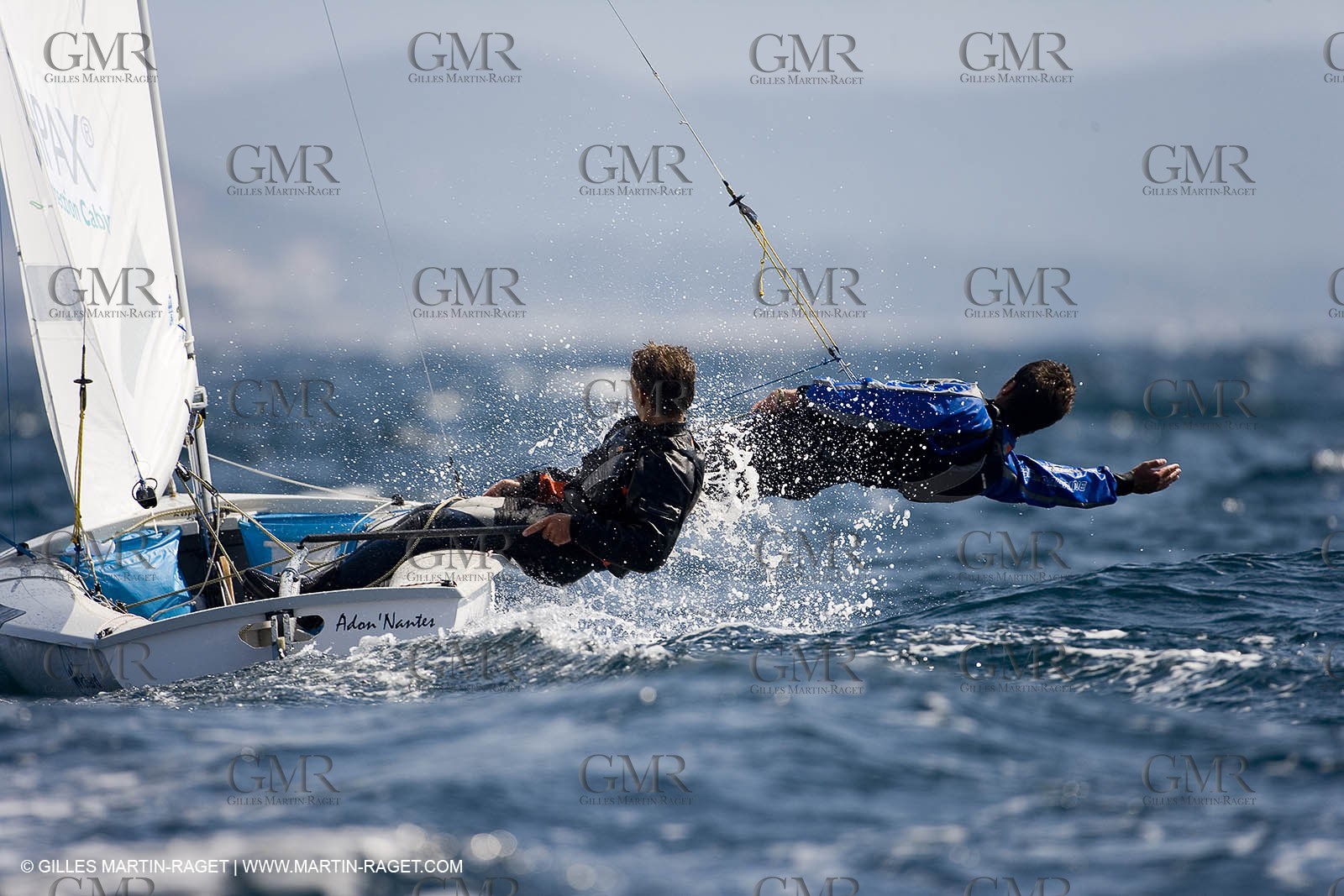 27 04 2007 - Semaine Olympique Française 2007 - Hyères - Jour 6 - Medal Race - Team France - 470 Homme - Leboucher-Garos