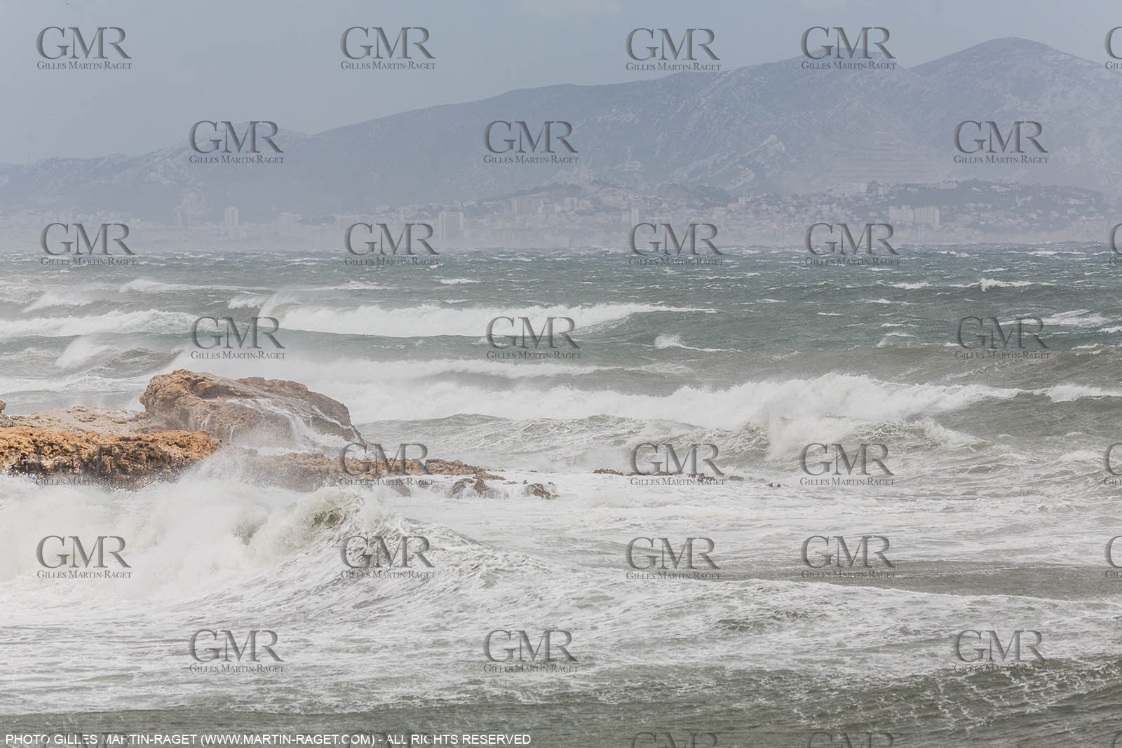 13 10 2016, Marseille (FRA,13) Fall storm