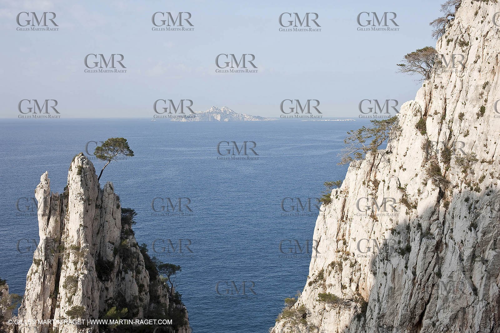 20 03 2009 - Marseille (FRA, 13) - Les Calanques - Pic de l'Eissadon and devenson cliffs