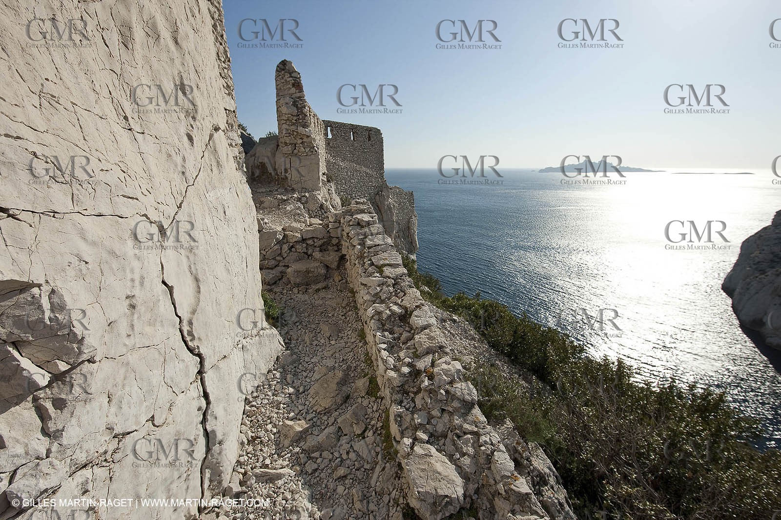 23 03 2009 - Marseille (FRA, 13) - Les Calanques - Castle ruins