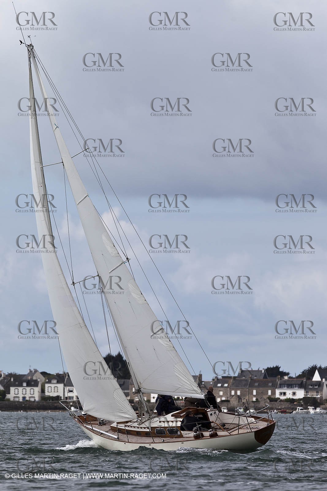 01-05-10 - Le Bono (FRA,56) - Regate Classique -Acteia II - Maica