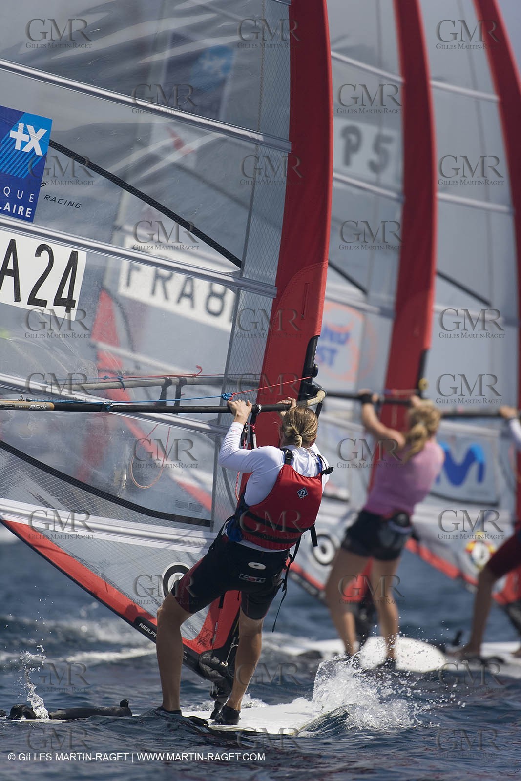 22 04 2007 - 2007 Semaine Olympique Française - Hyères (South of France) - Day 1 - Team France - RS:X - Vidal Lise