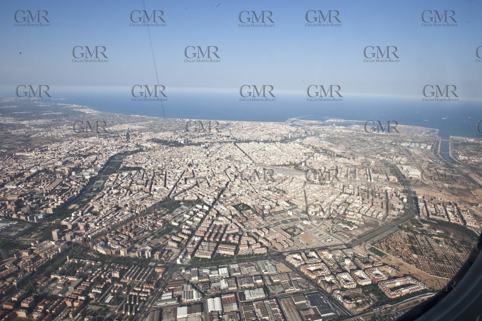 02 08 2010 - Cowes (UK, IOW) 1851 Cup -  BMW ORACLE Racing - From Valencia to Cowes.