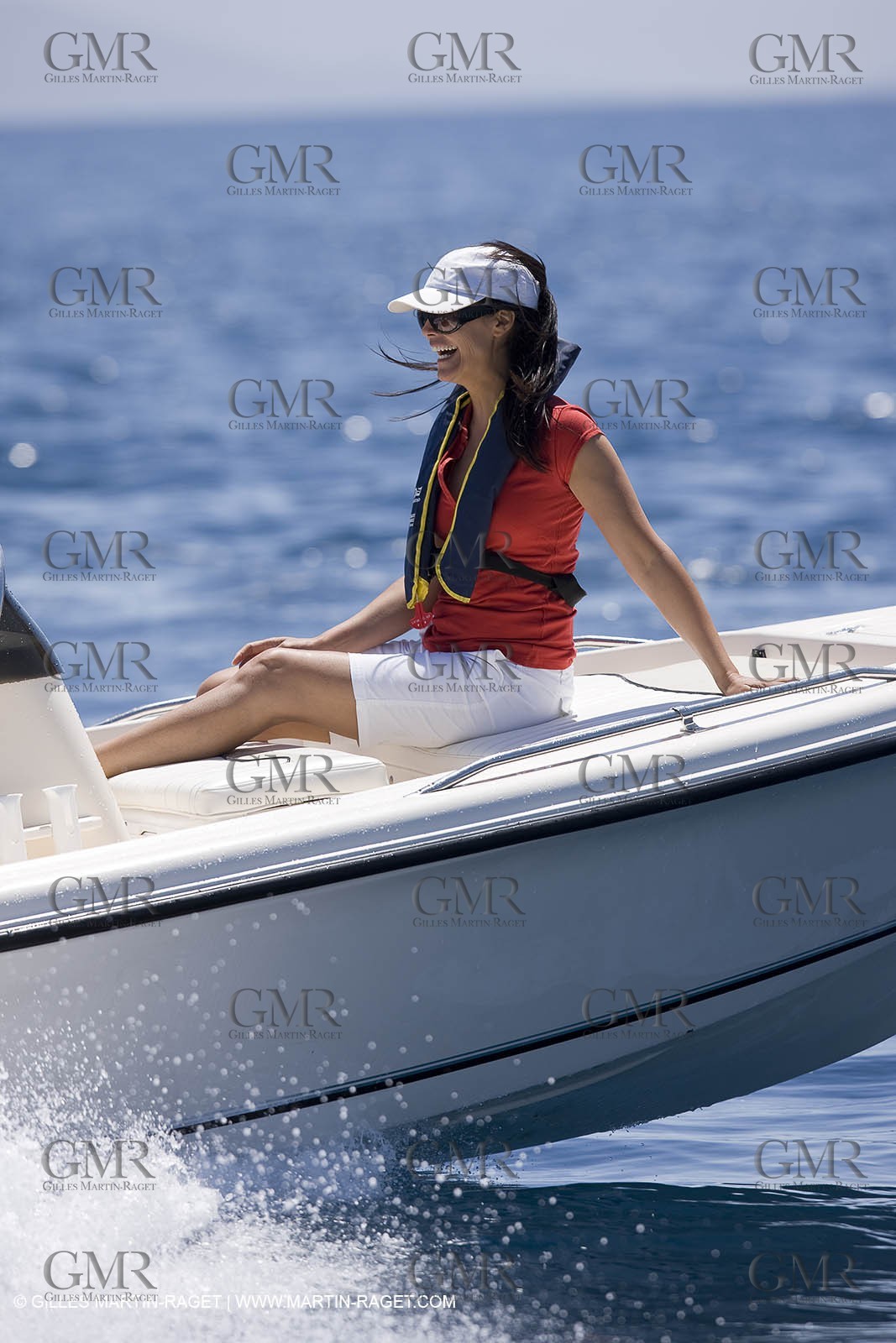 Motor boat running