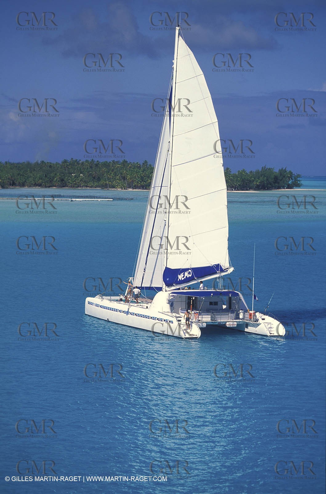 Cruising multihull sailing