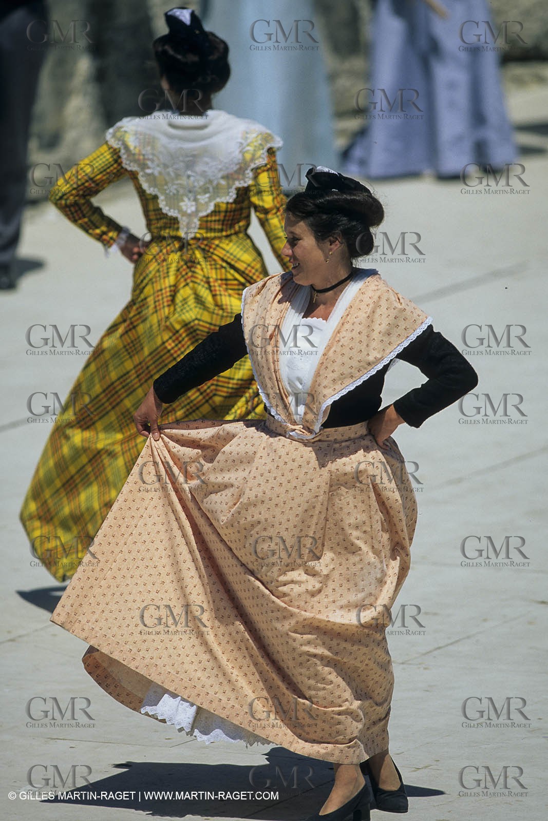 Arles (FRA,13) - Costume from Arles Fest