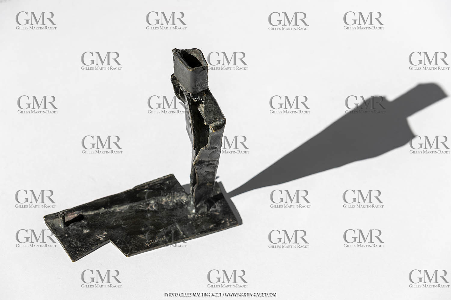 19 02 2020, Marseille (FRA,13), Oeuvre de Germaine Richier, Guerrier n° 10 1955, Bronze patiné foncé, Epreuve d'exposition, , Fondeur : L.Thinot, Paris, 20,5 x 9 x 17 cm, Collection particulière