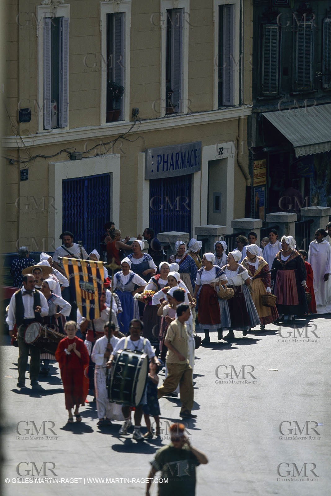 Marseille (FRA), fishermen fest for St Esteve anniversary