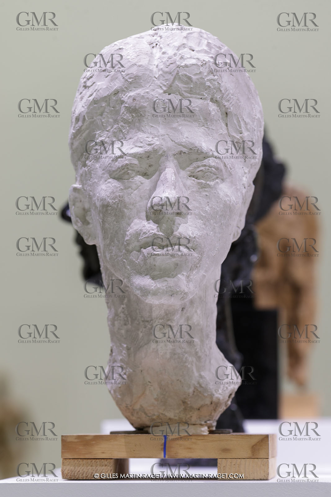 02 05 2023, Paris (FRA), oeuvre de Germaine Richier, Exposition Centre Pompidou 2023,  Buste n° 11, Charles Hug, 1933, Plâtre original, 42 x 46 x 20 cm, collection particulière