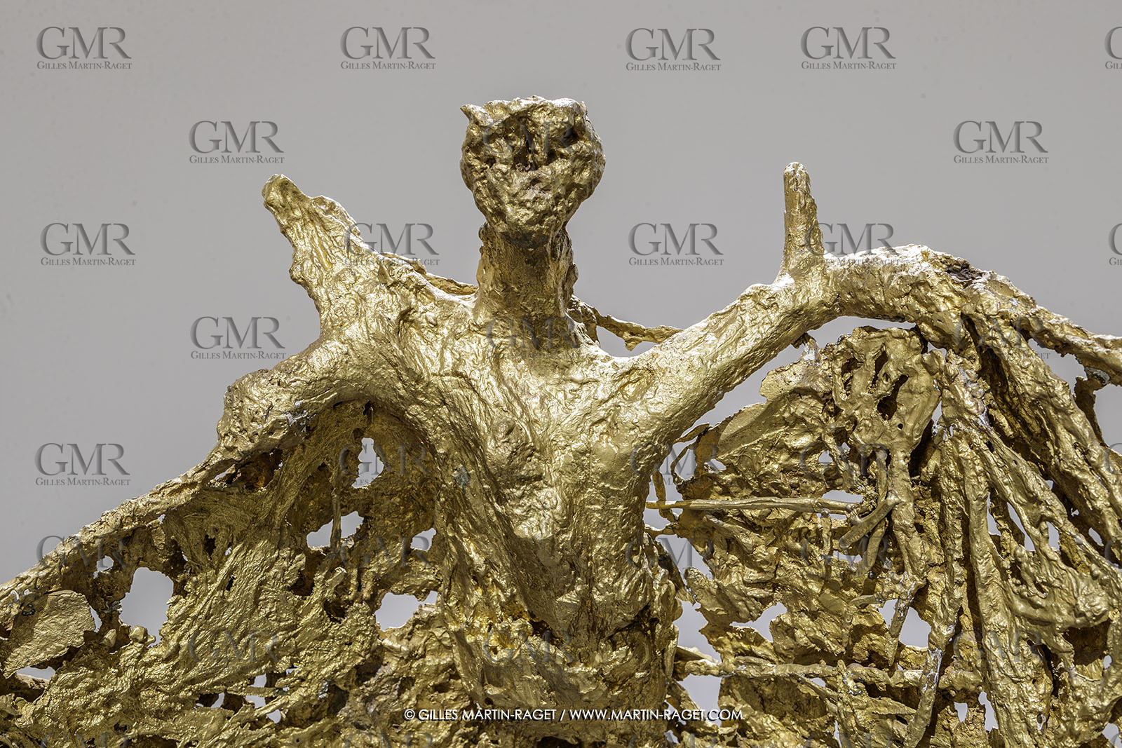 02 05 2023, Paris (FRA), oeuvre de Germaine Richier, Exposition Centre Pompidou 2023,  La Chauve-souris 1946,  Bronze naturel nettoyé, Numéroté 6 6, Fondeur : L. Thinot, Paris, 84 x91 x 58 cm, Musée Fabre Montpellier,  achat de la ville de Montpellier avec la participation du FRAM Languedoc-Roussillon, 1996