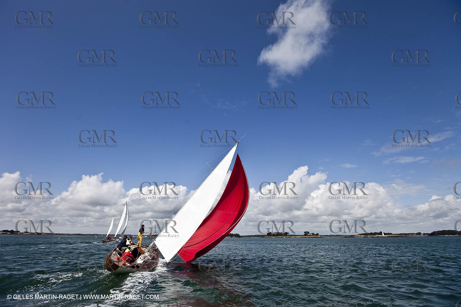 01-05-10 - Le Bono (FRA,56) - Regate Classique -Acteia II - Maica