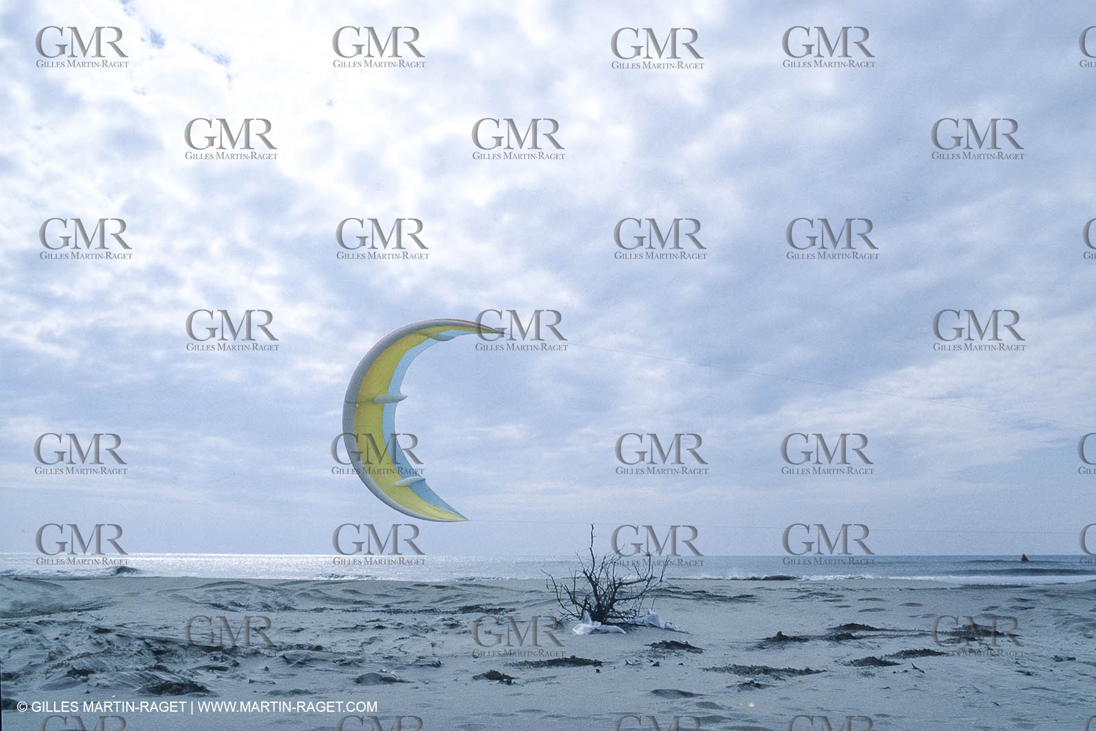 Watersports, Kite surfing