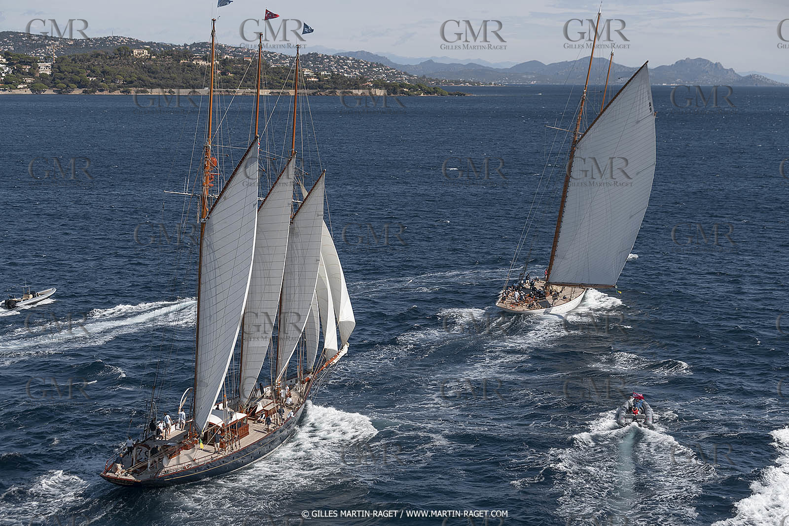 28 09 2022? Saint-Tropez,(FRA,83), Les Voiles de Saint-Tropez 2022 Régate N° 2 poup les modernes, navigation libre pour les grandes goélettes